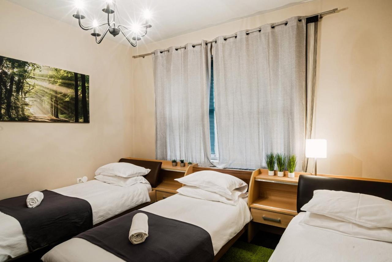 Rooms Verde Petrovče Esterno foto