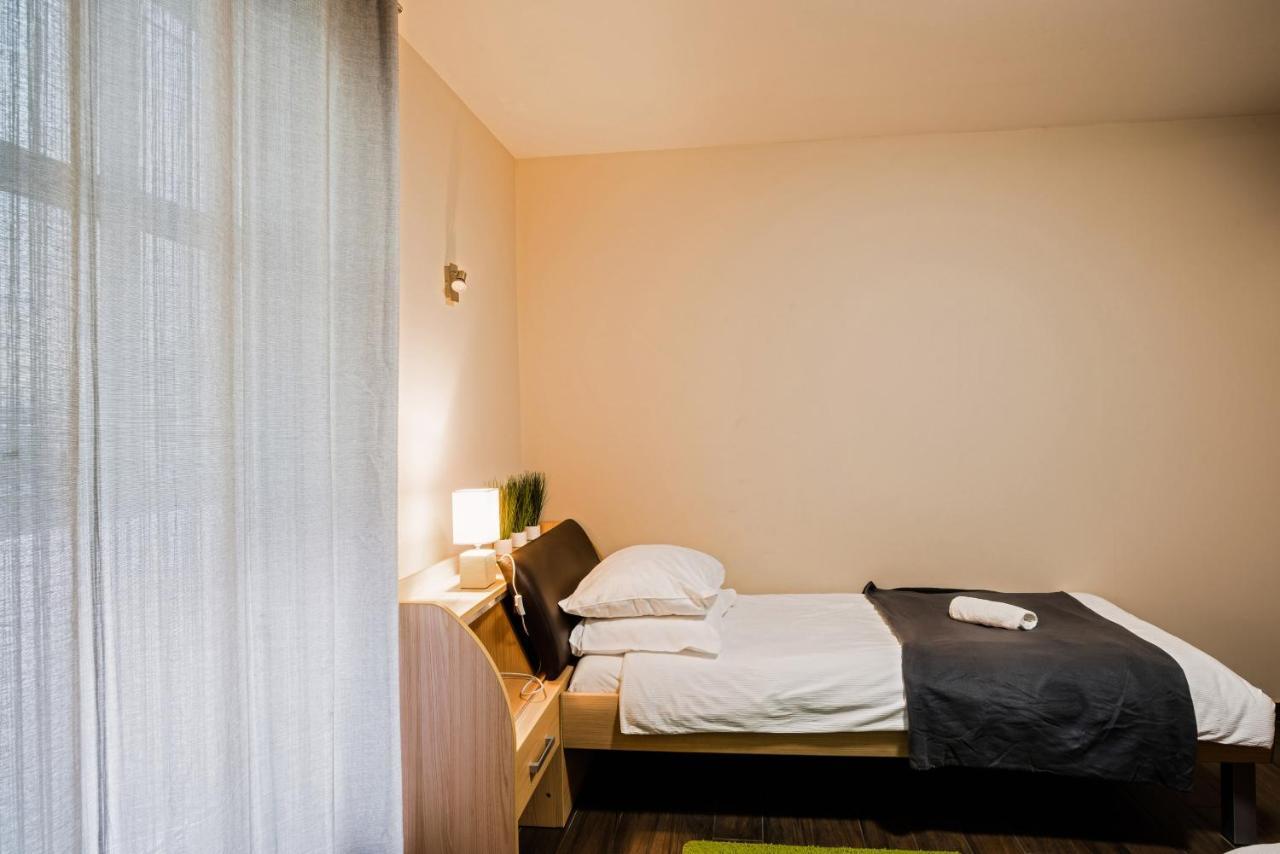 Rooms Verde Petrovče Esterno foto