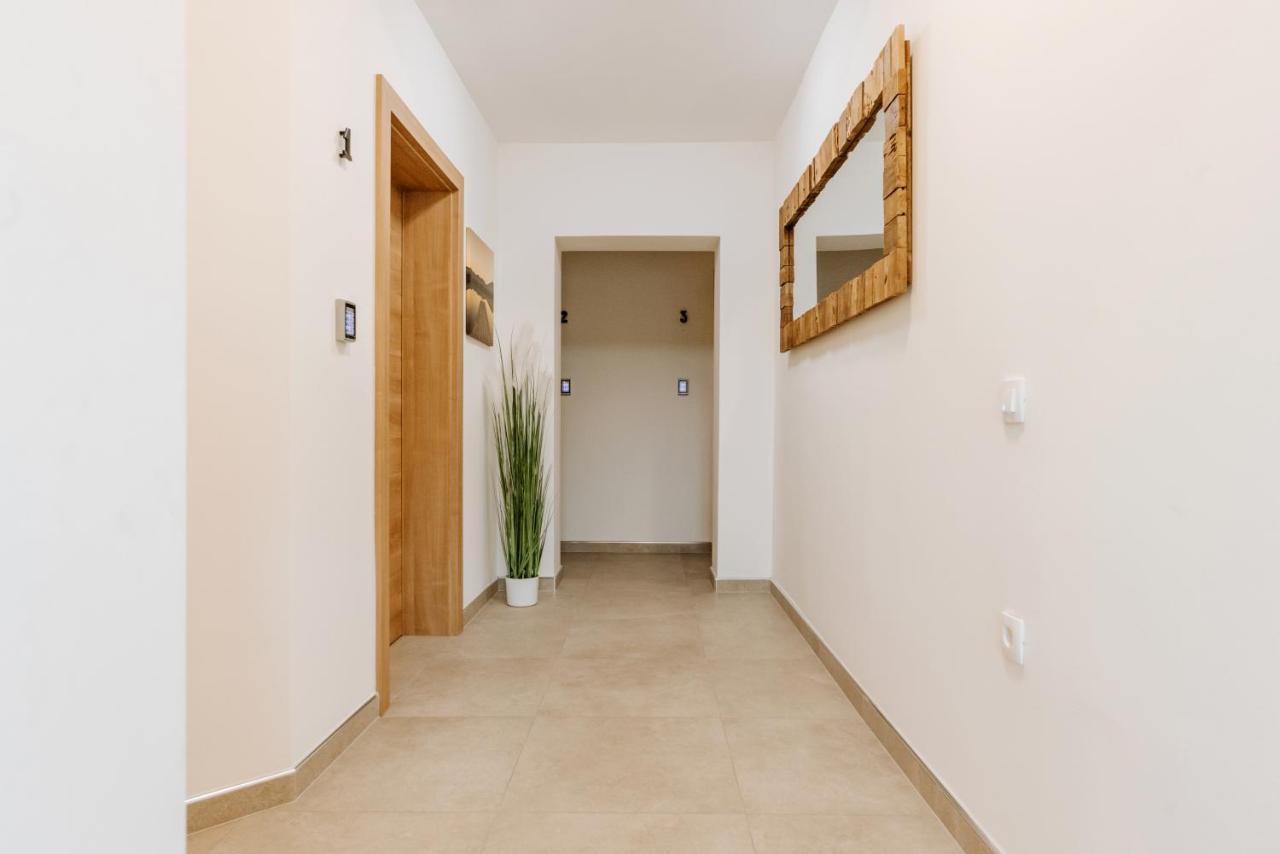 Rooms Verde Petrovče Esterno foto